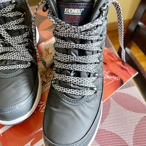 Khombu Waterproof Winter Boots - Picture 8 of 8